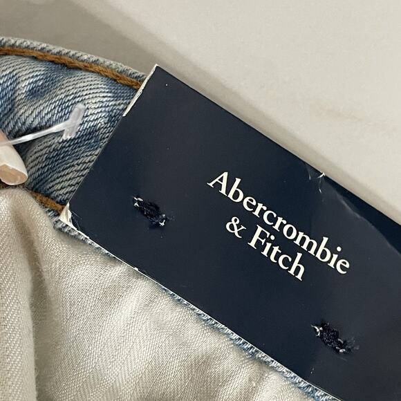 Abercrombie & Fitch The 90s Relaxed Jeans Plus Size 37/24L Light Wash Cuffed NEW - Picture 8 of 11